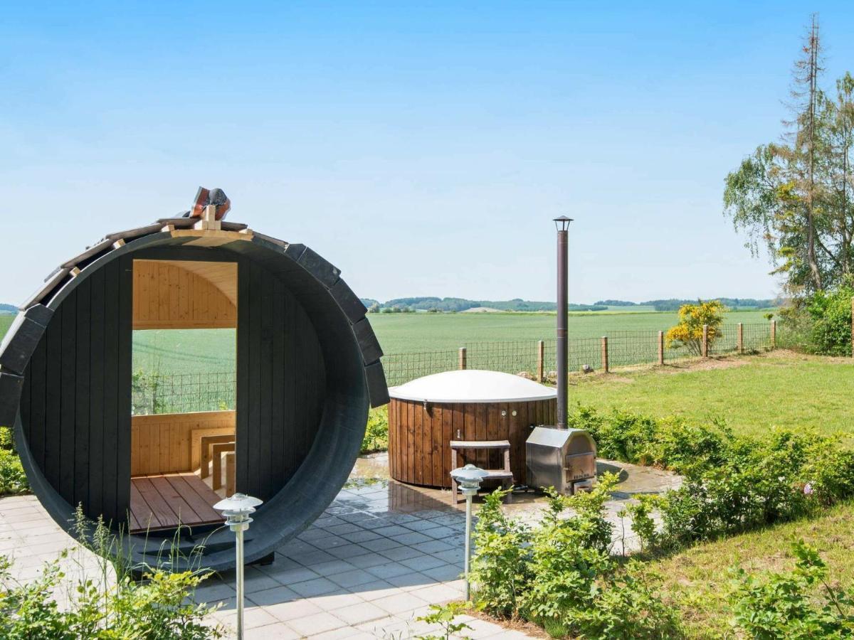 10 Person Holiday Home In Glesborg ห้อง รูปภาพ