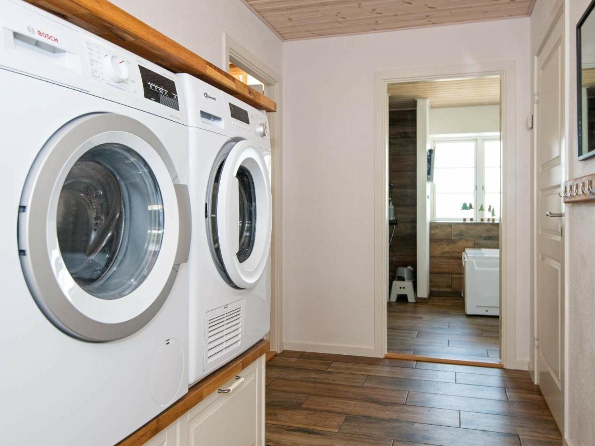 10 Person Holiday Home In Glesborg ภายนอก รูปภาพ