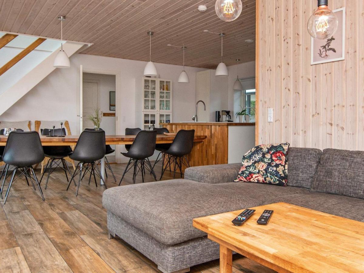 10 Person Holiday Home In Glesborg ภายนอก รูปภาพ