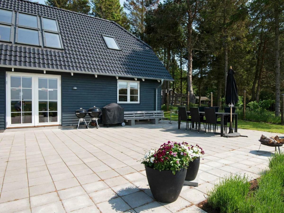 10 Person Holiday Home In Glesborg ภายนอก รูปภาพ